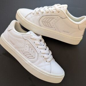Cariuma Salvas White LWG Leather/Ice - Women's US Size 7.5 - Retail $139